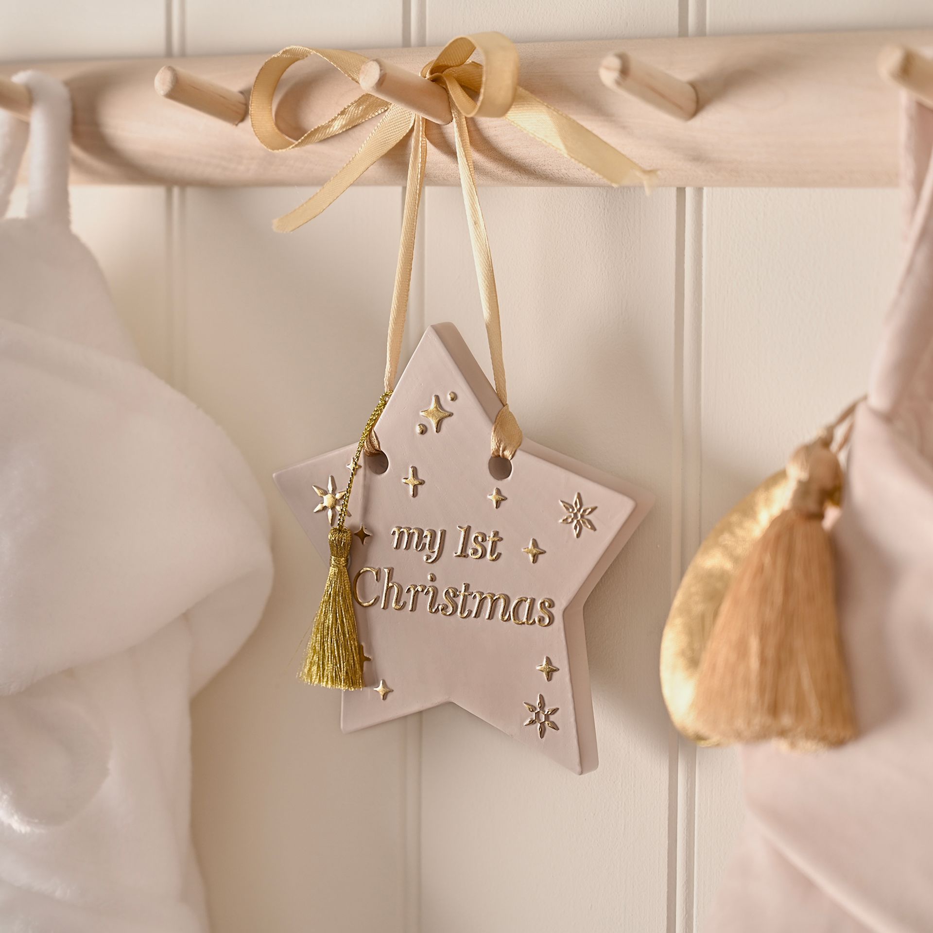 Nursery Plaque 'My 1st Christmas' Hanging Star Plaque - Pink Christmas.