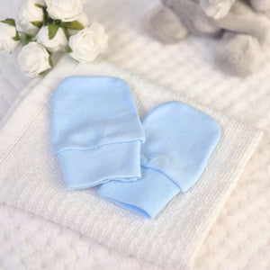 Blue 100% cotton anti scratch baby mittens for 0-6 months baby.