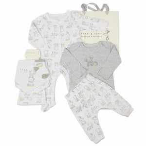 Baby unisex lothing gift set with elephant print