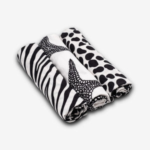 3 organic sensory black and white muslins gift set with animal print to help with brain development