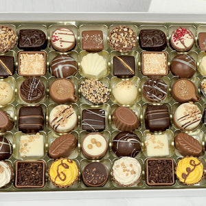 Fine Chocolate Selection – Praline, Caramel and Raspberry