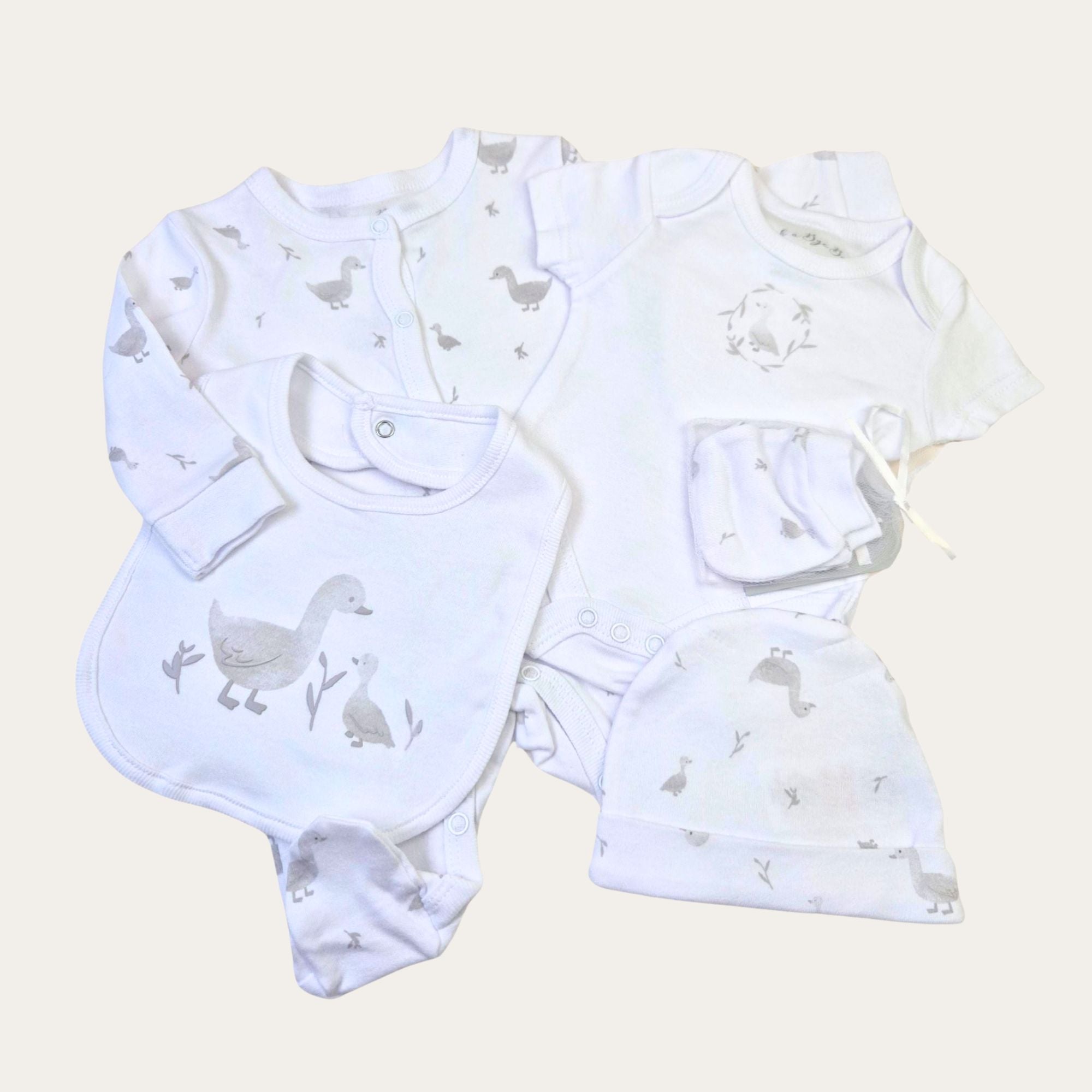 Unisex Baby Clothing Set in White 'Ducks' Unisex Baby Clothes.