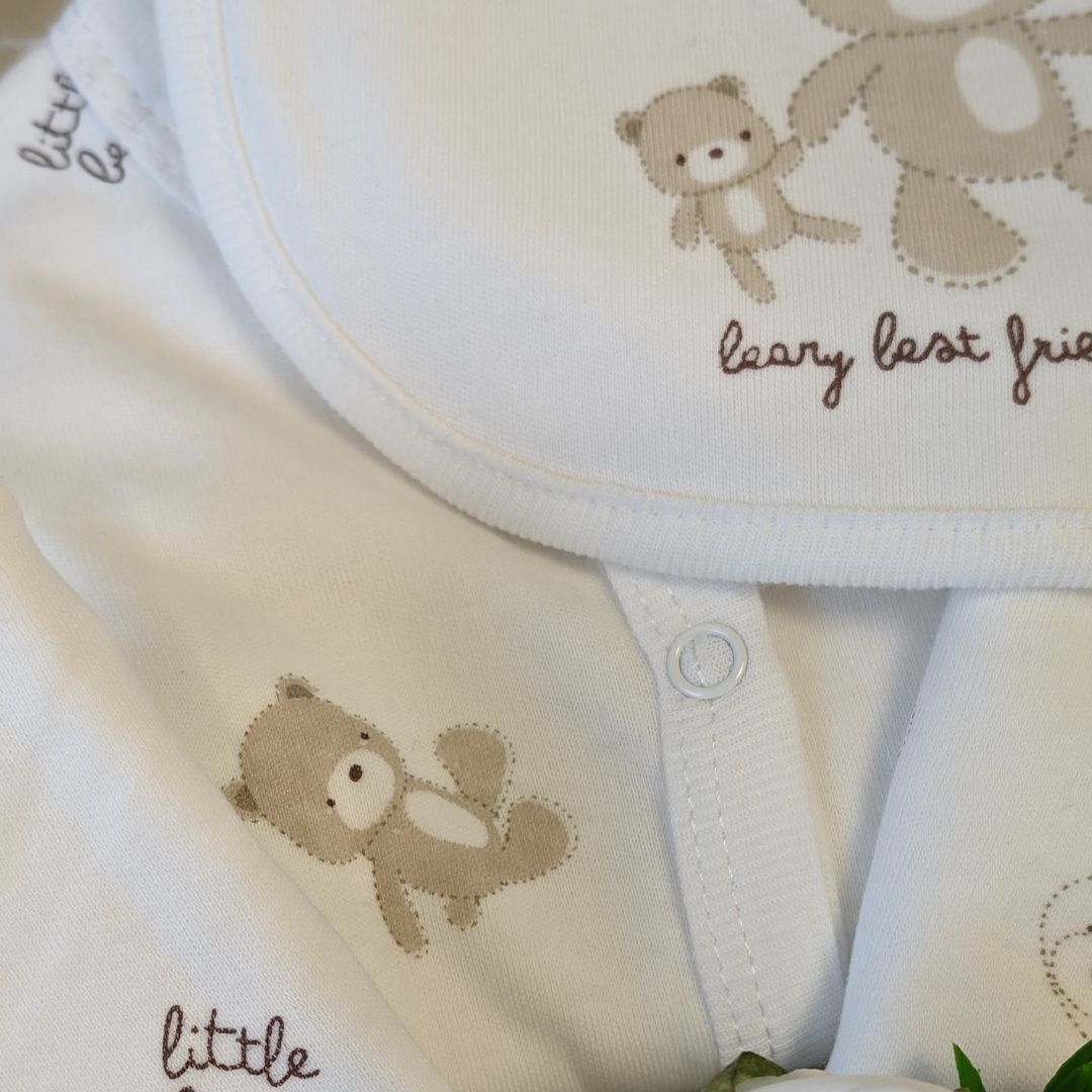 baby clothing gifts set with bears