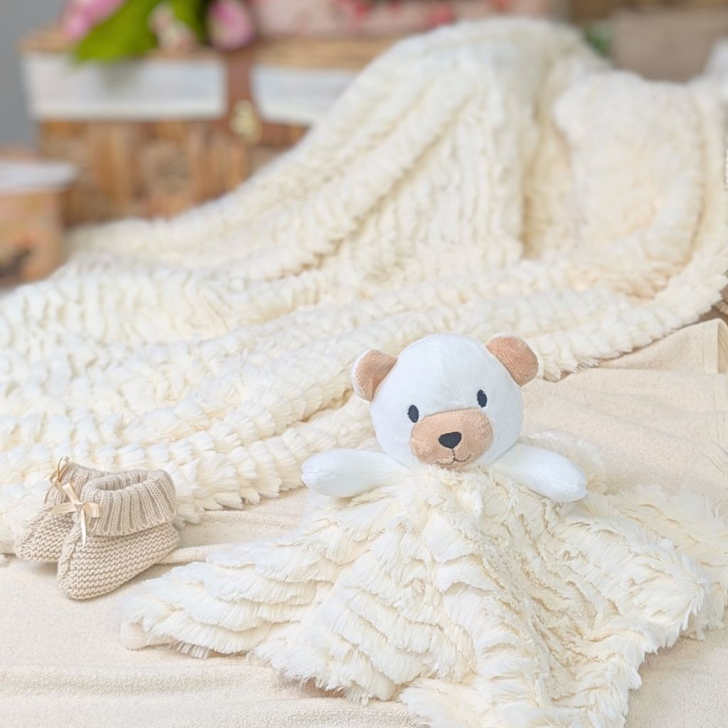 Cream bear and comforter set