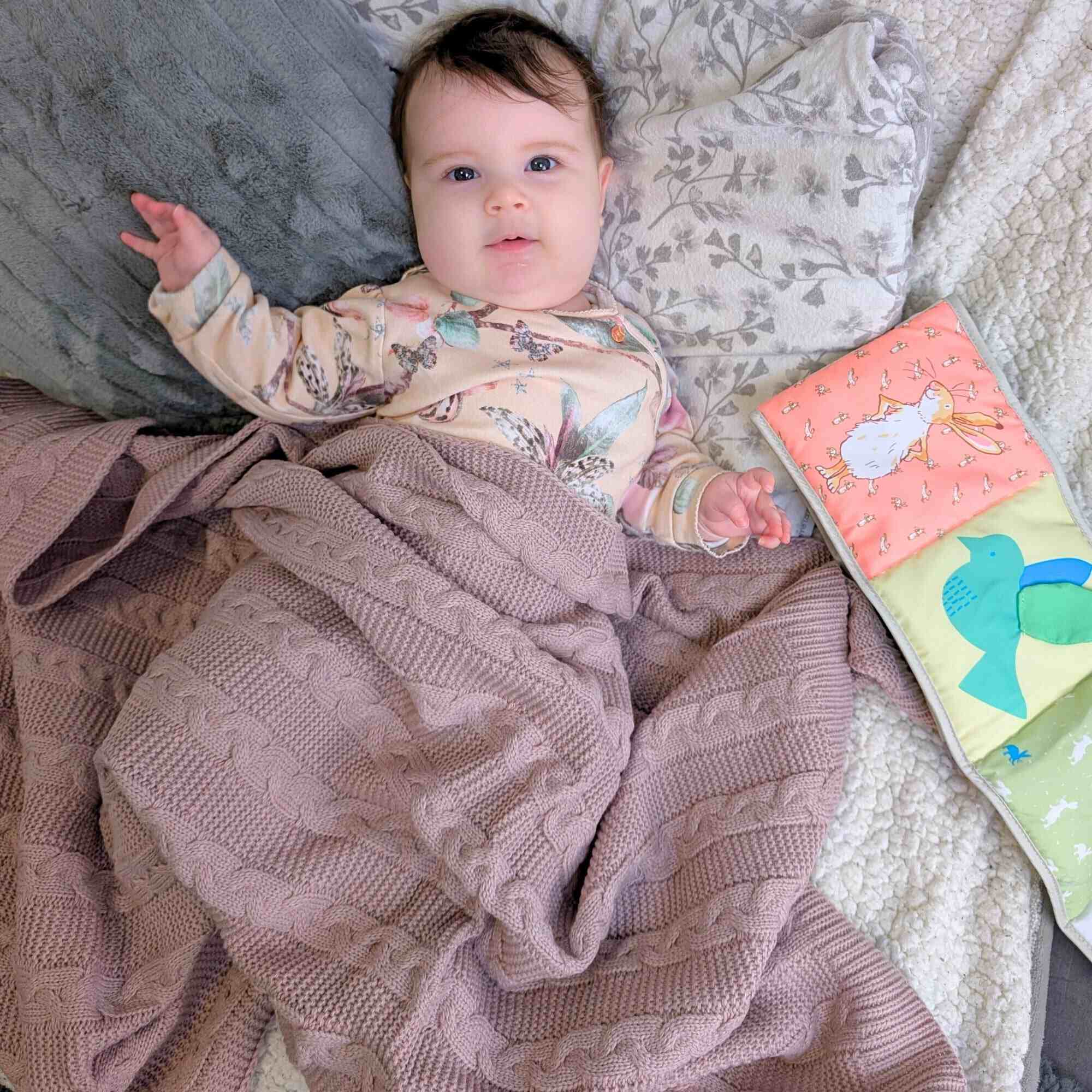 Dusky Pink Knit Baby Blanket.