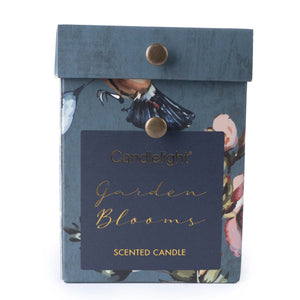 Blue scented candle for new mums