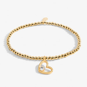 Gold beaded Marvellous Mum Bracelet with heart charm