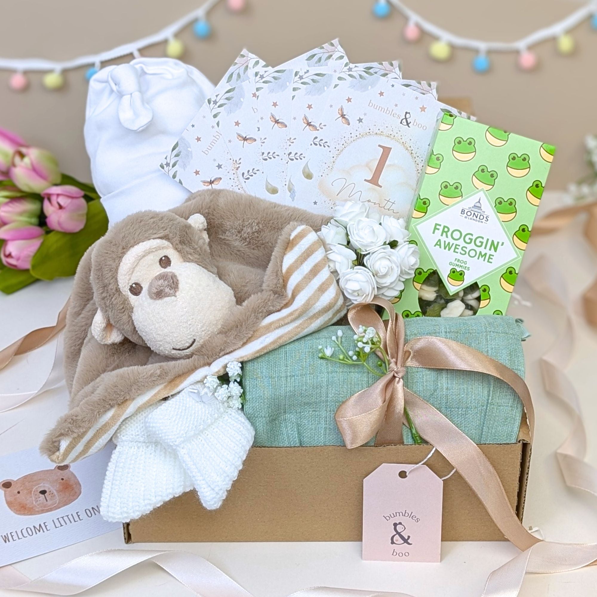 New mum gifts box with a monkey comforter and presents for mum. Bumbles and Boo.