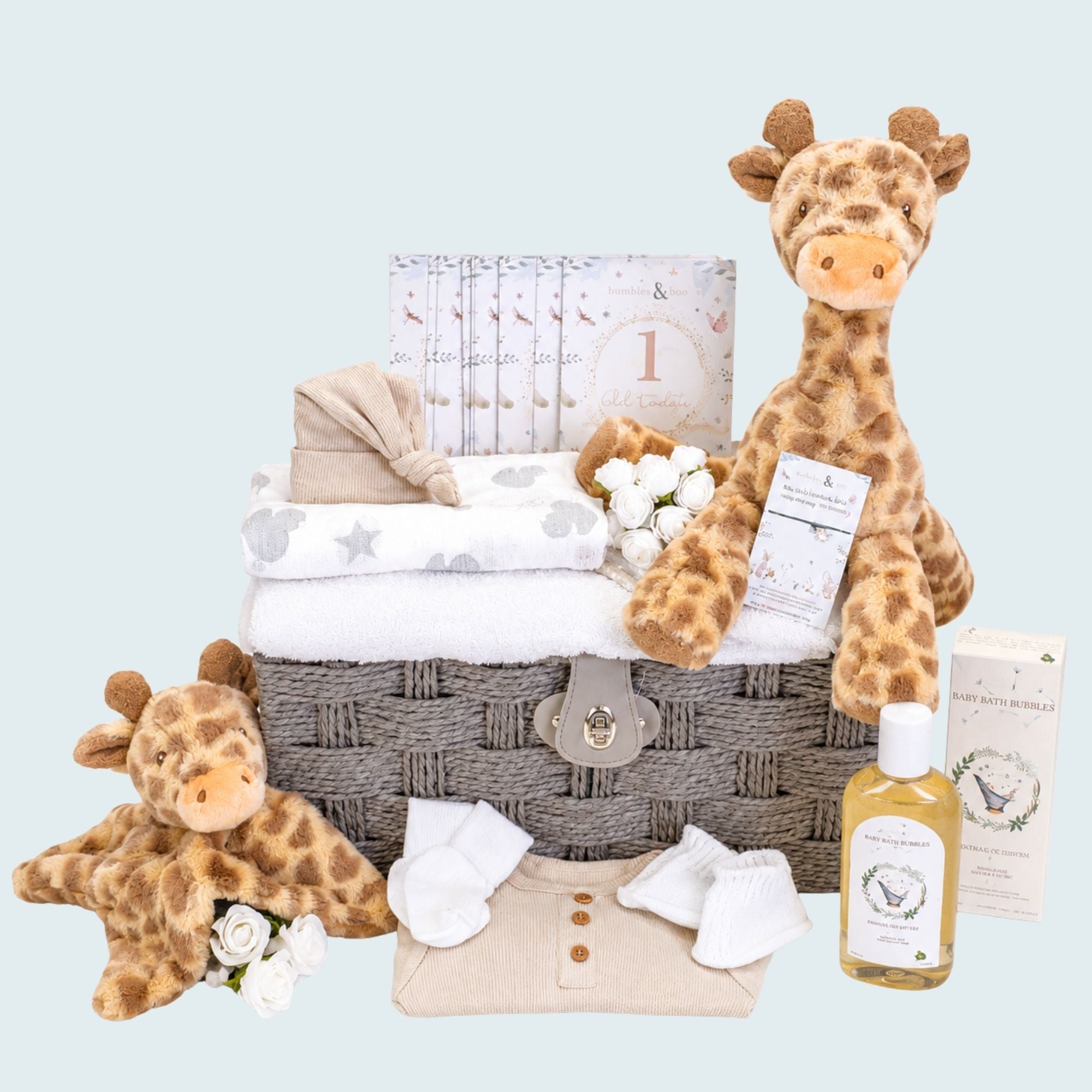 New baby gifts hamper with giraffe theme. Bumbles and Boo.