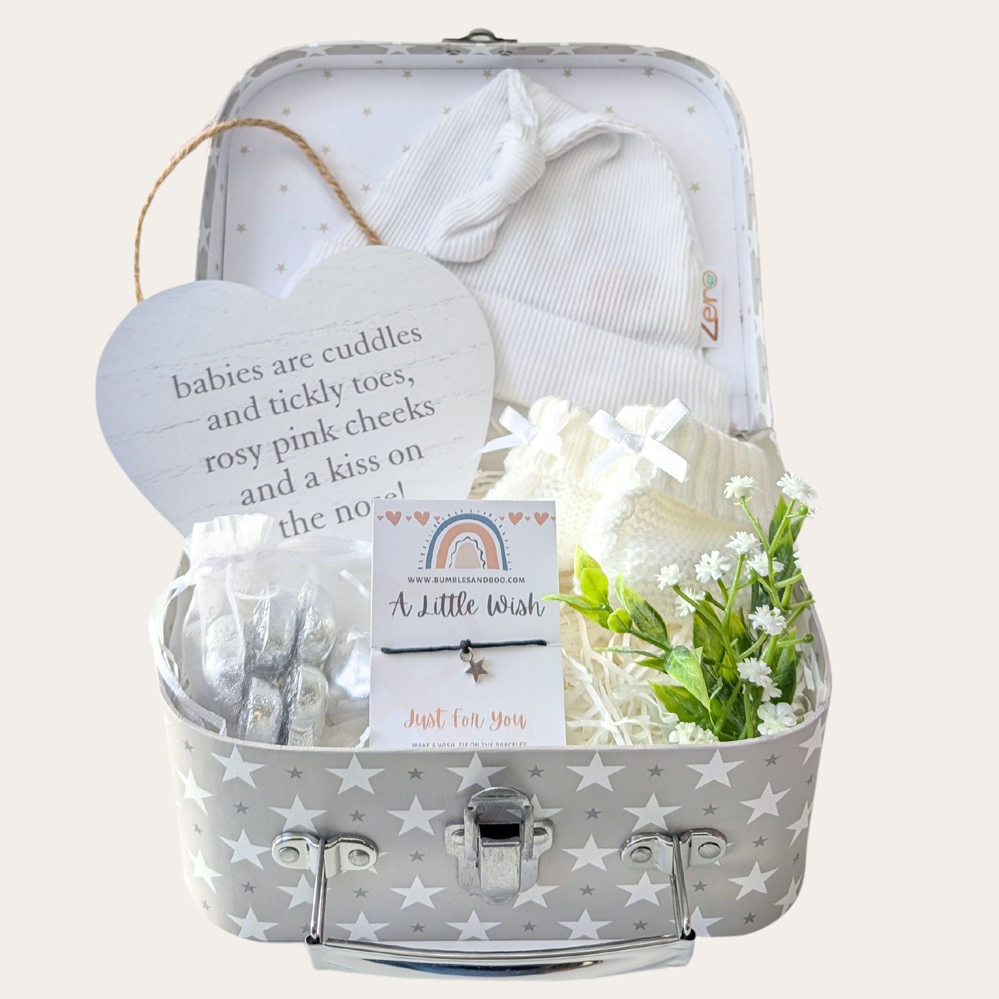 New mum gifts hamper with jewellery, chocolate, booties, hat and baby keepsake plaque designed by bumbles and boo.