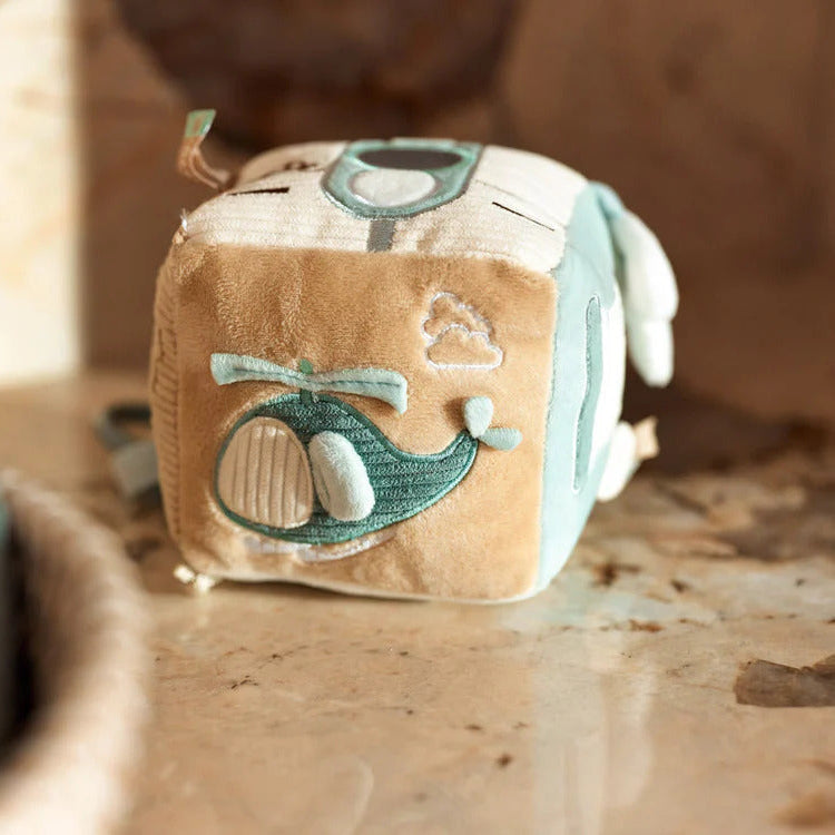 On The Go activity cube with sensory features