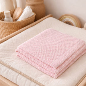 Pink bamboo knit baby blanket breathable