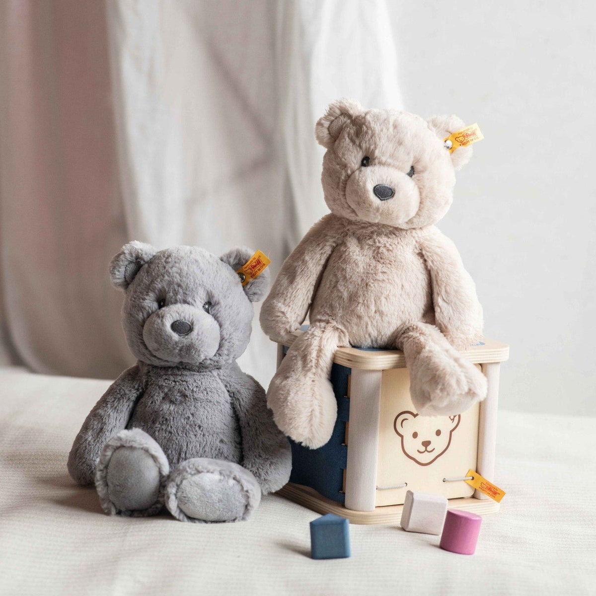 steiff Bearzy Teddy Bear â 28cm Soft Beige Cuddly Toy Cuddly Toys.