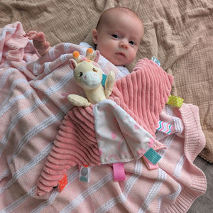 Comforter Blanket Taggie 'Tilly Giraffe' With Sensory Ribbons Baby Comforter.