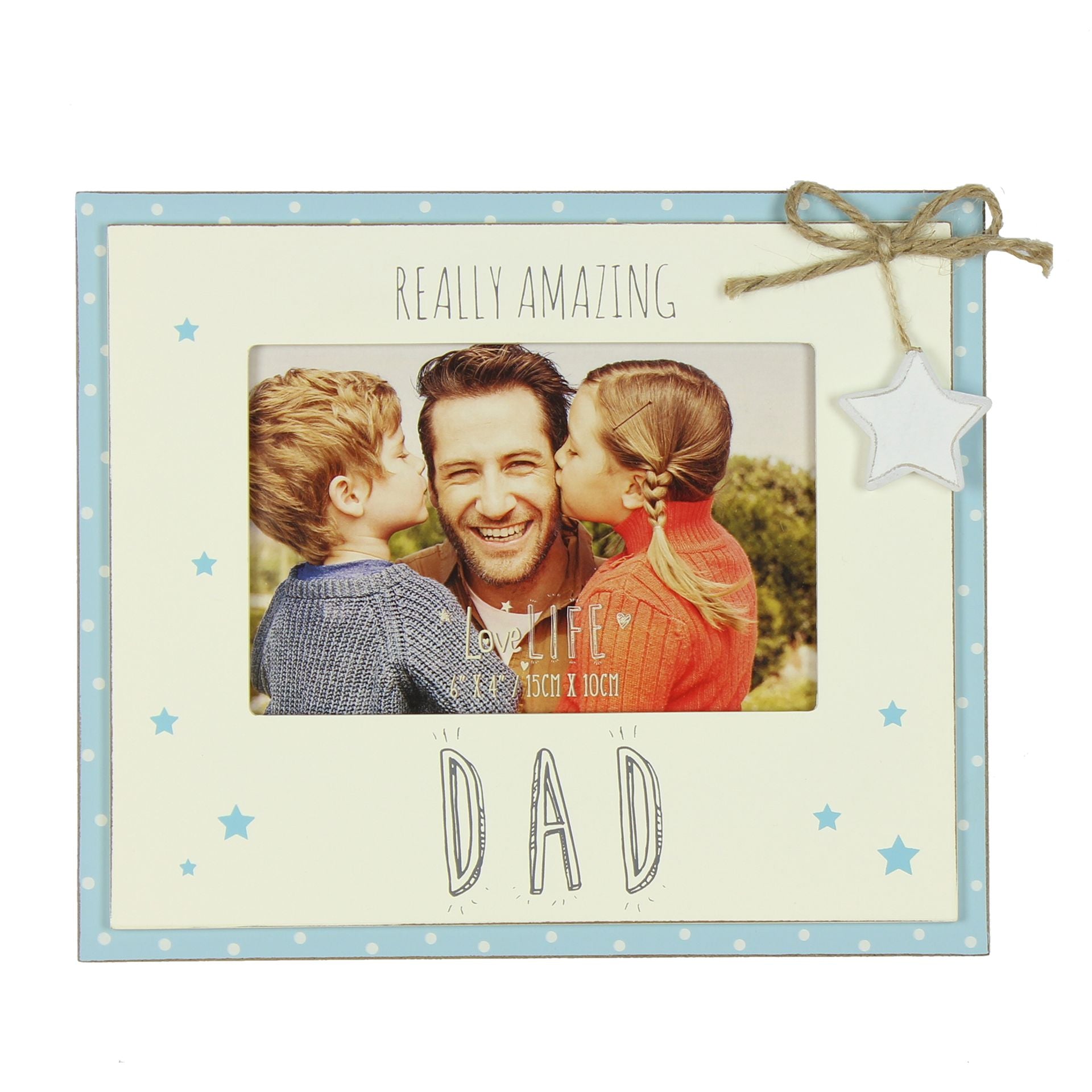 The stylish blue polka dot frame makes for the perfect gift on Father’s Day, their birthday or any other special occasion. 