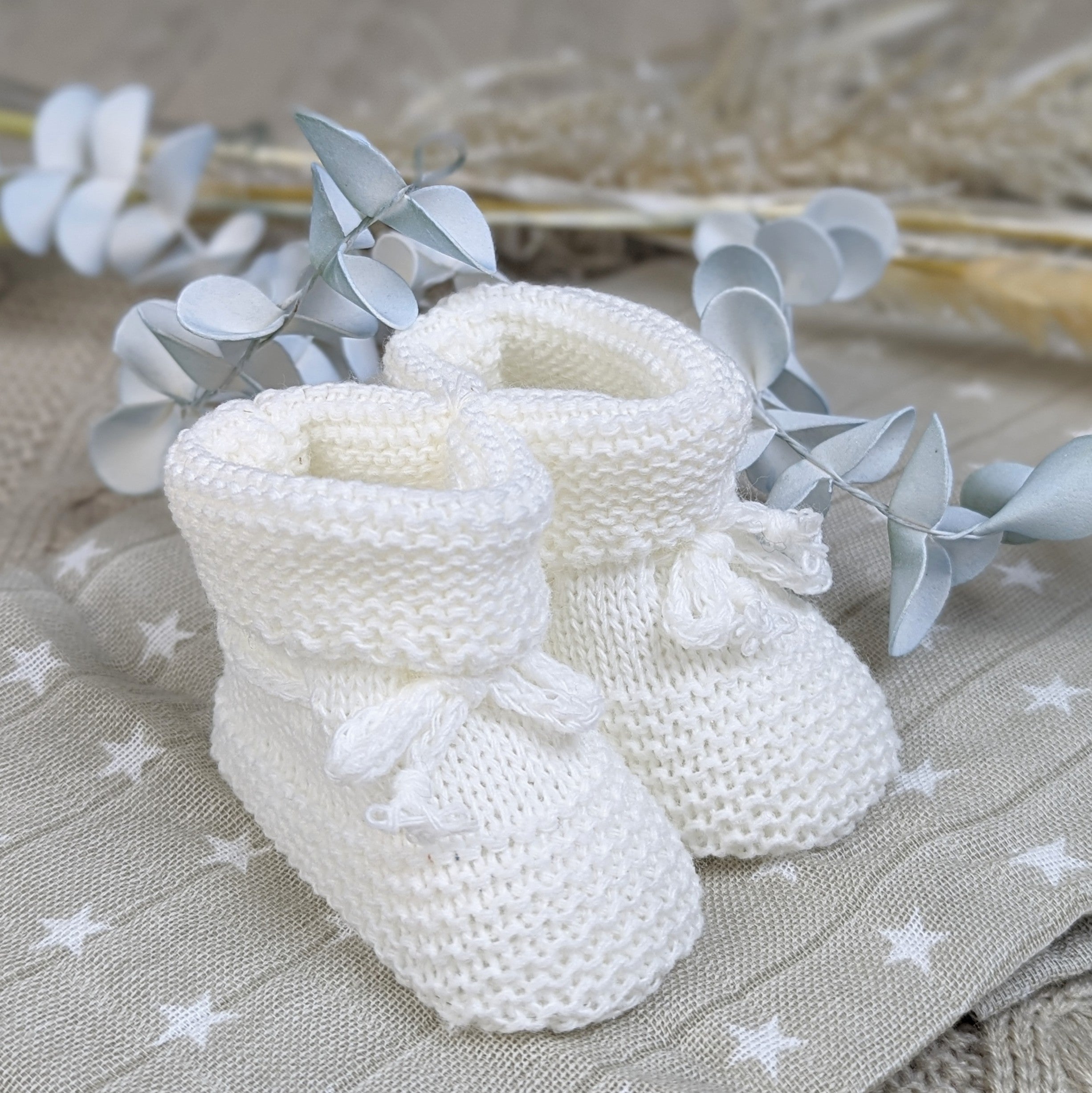 Baby Booties White With Ties