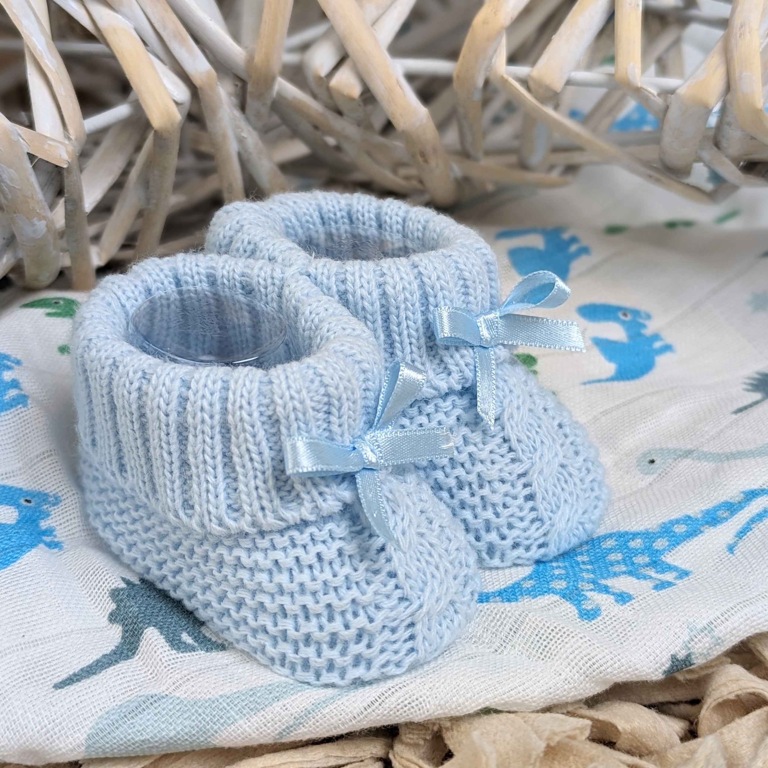 Blue Knit Baby Booties Bow
