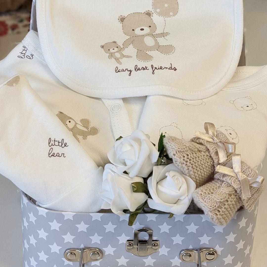 baby clothing gifts set with bears