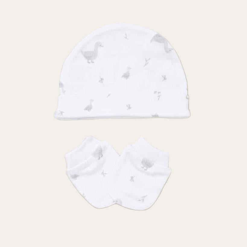 Matching baby hat and mittens with duck print