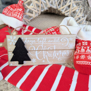Wooden Christmas Countdown Hanging Plaque