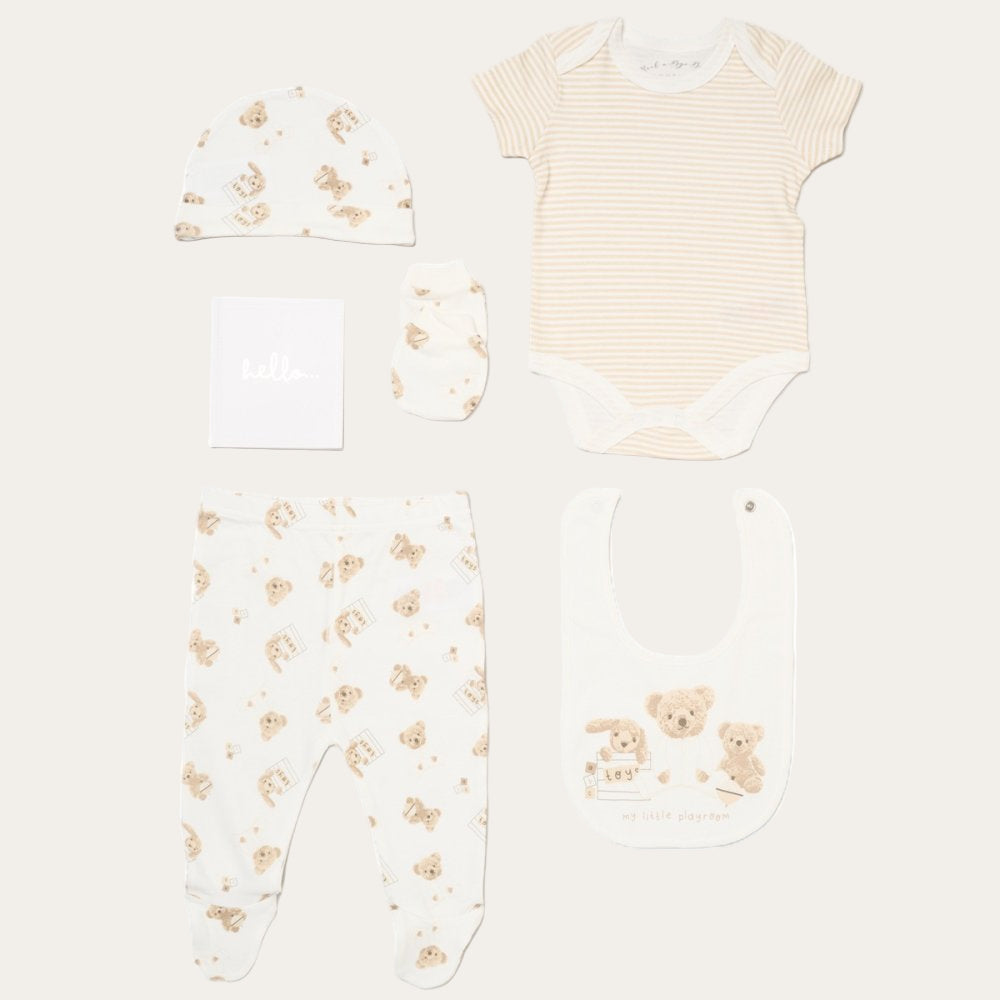 Cream unisex bear baby 5 piece clothing gift set with memory book