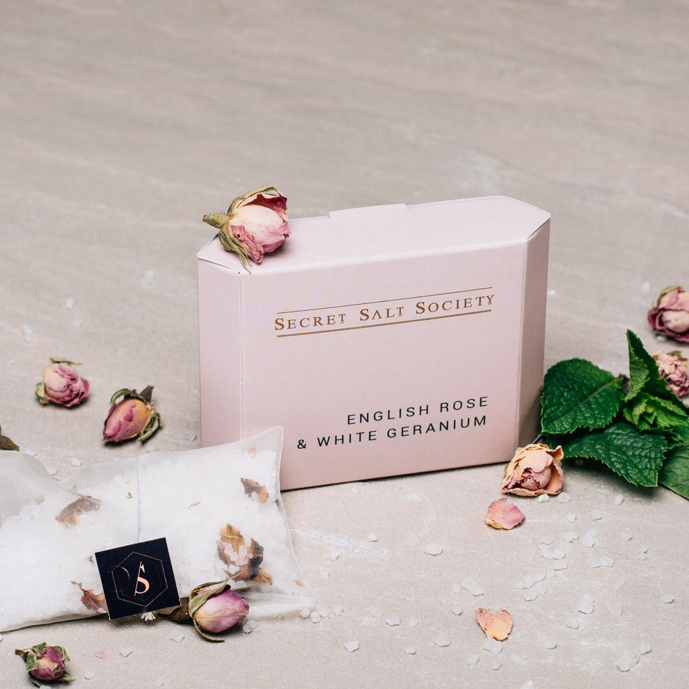 English Rose & White Geranium Mineral – Bumbles & Boo