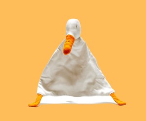 Unisex white organic goose comforter toy