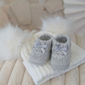 Grey knit baby booties with bows 0-3 months.