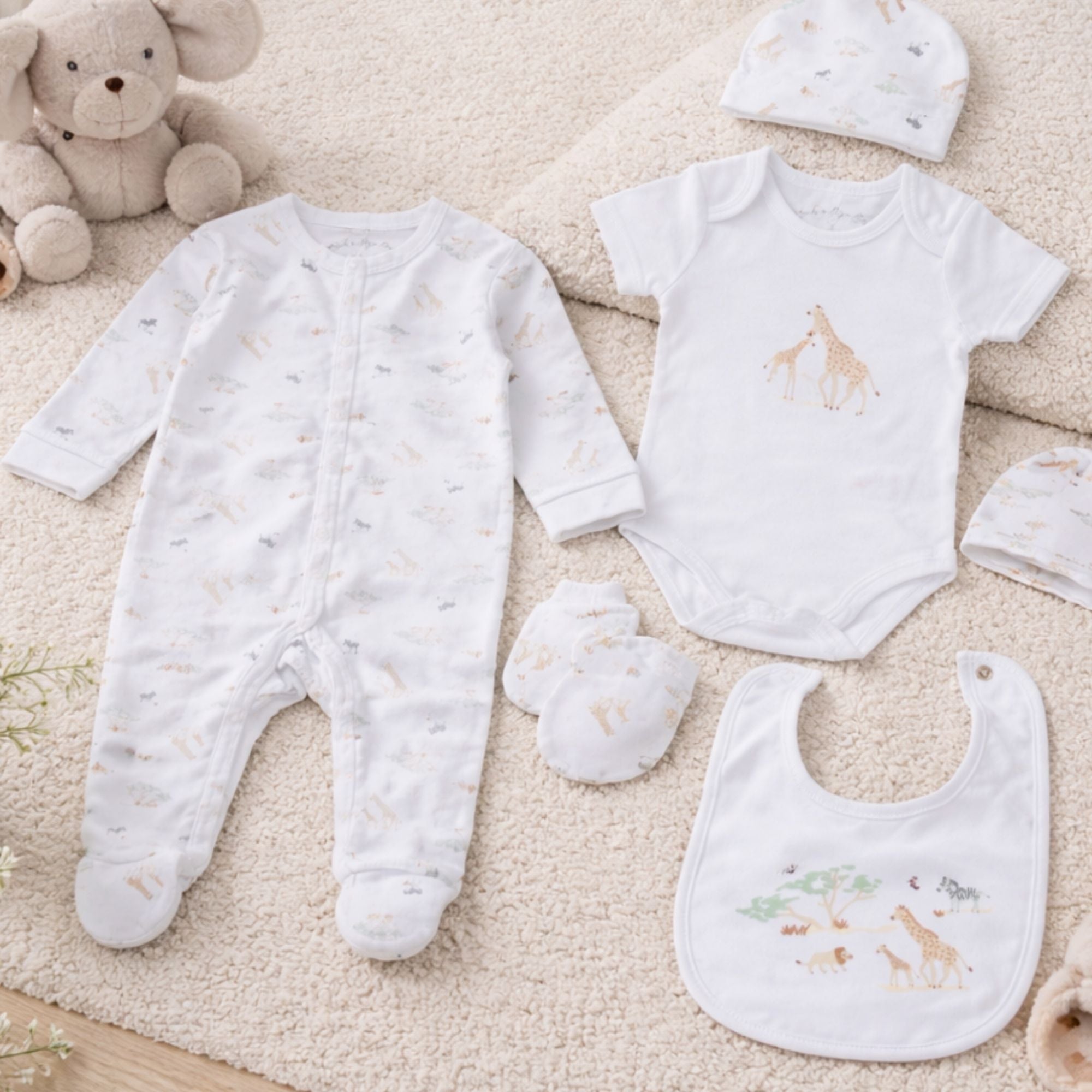 Safari Print Baby Clothing Set with Bib, Hat and Mittens