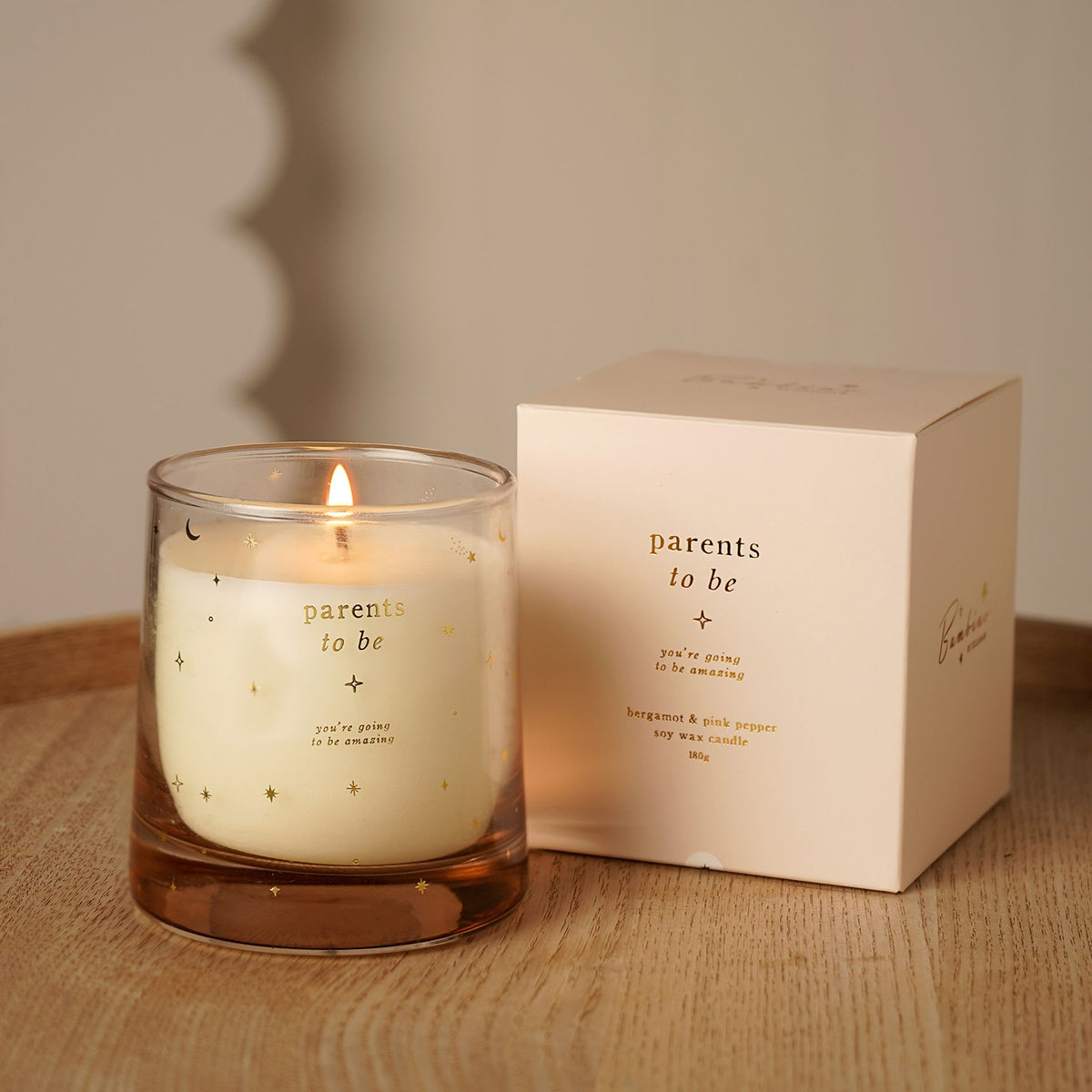 Parents to be 180g soy wax candle with neutral star detailing and gift box