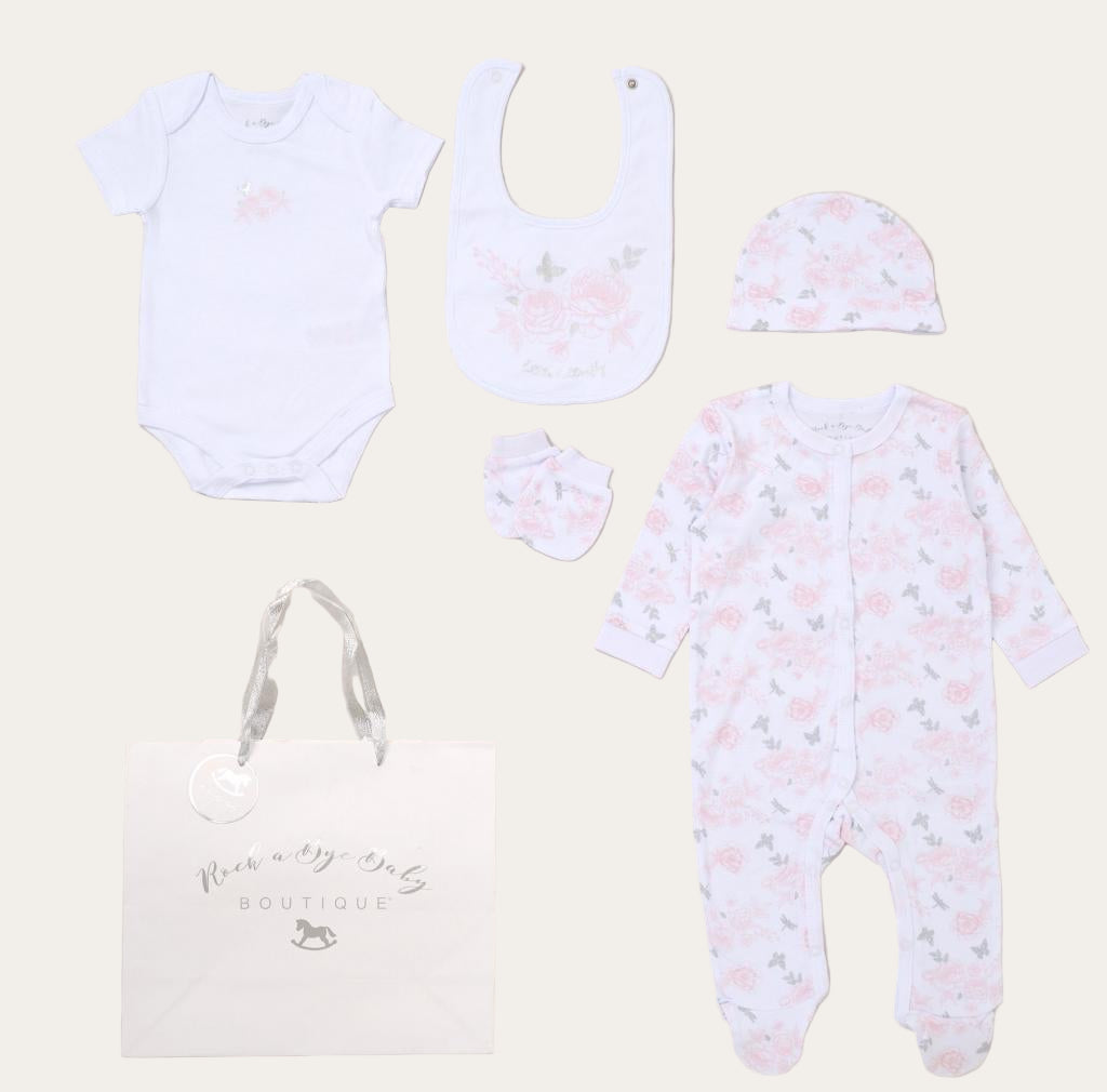 Little Butterfly Theme – New Baby Girl Outfit Set