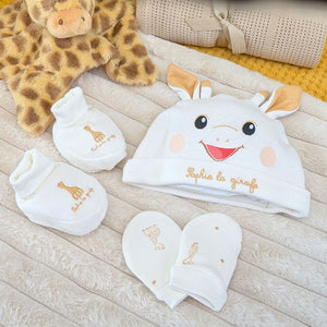 Baby hat, mittens and booties set. Sophie la girafe set.