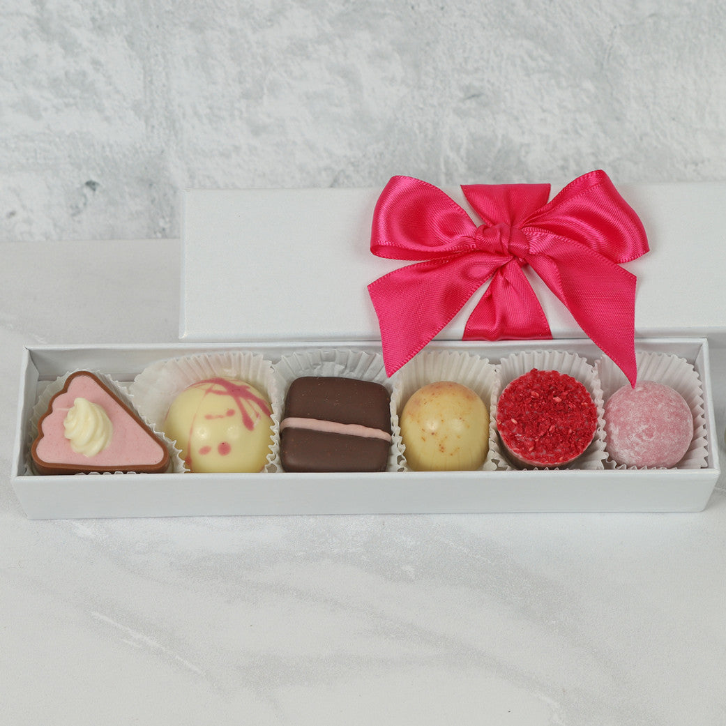 Pretty in Pink Chocolate Gift Box – 6 Belgian chocolates