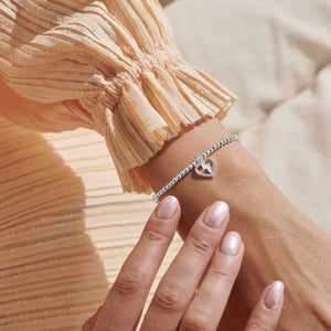 Silver plated Wonder Mum bracelet detail