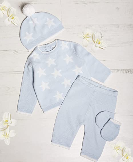 Knitted Soft Blue and White  4 Pc &#39;Star&#39; Gift Set