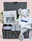 Mum To Be Pregnancy Countdown Gift Hamper with Baby Scan Frame,  Mummy to Be Bracelet and Giraffe blanket & comforter.