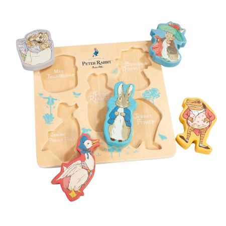 This beautiful Wooden Shape Puzzle helps to develop hand eye coordination, as well as introducing youngsters to shapes and colour. 
